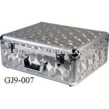 Aluminum tool box